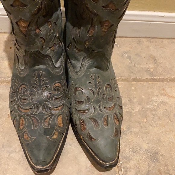 Turquoise and brown cowgirl boots. Size 9 - Picture 5 of 6